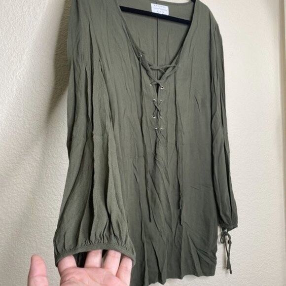 Kendall + Kylie Green Long Sleeve Lace Up Dress Medium - Picture 2 of 7